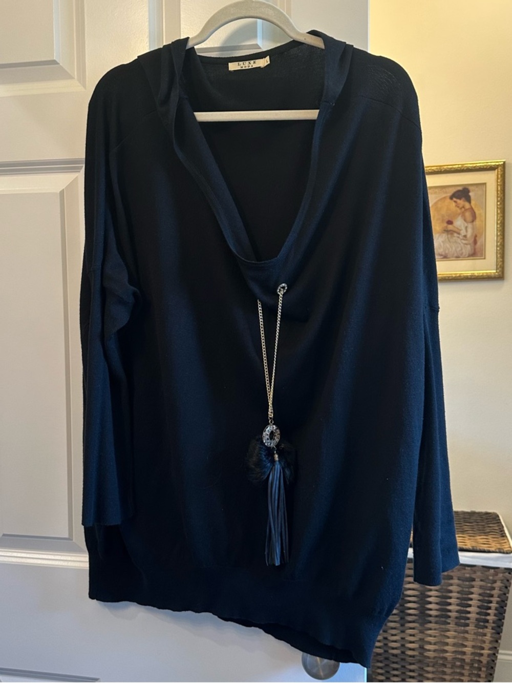 💕Luxe Moda black tunic over sized with tassels sz L💕